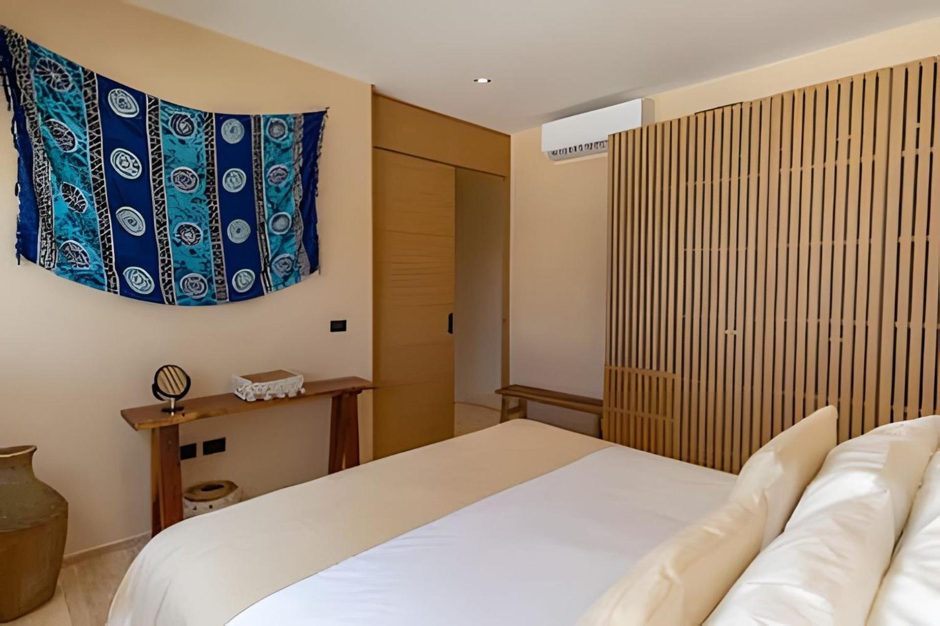 Apartment Full With Private Pool, Roof Garden, Bbq, Wifi, 2 Beds *