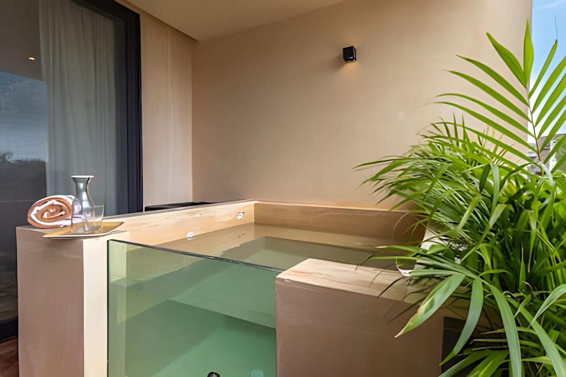 Full With Private Pool, Roof Garden, Bbq, Wifi, 2 Beds Apartment