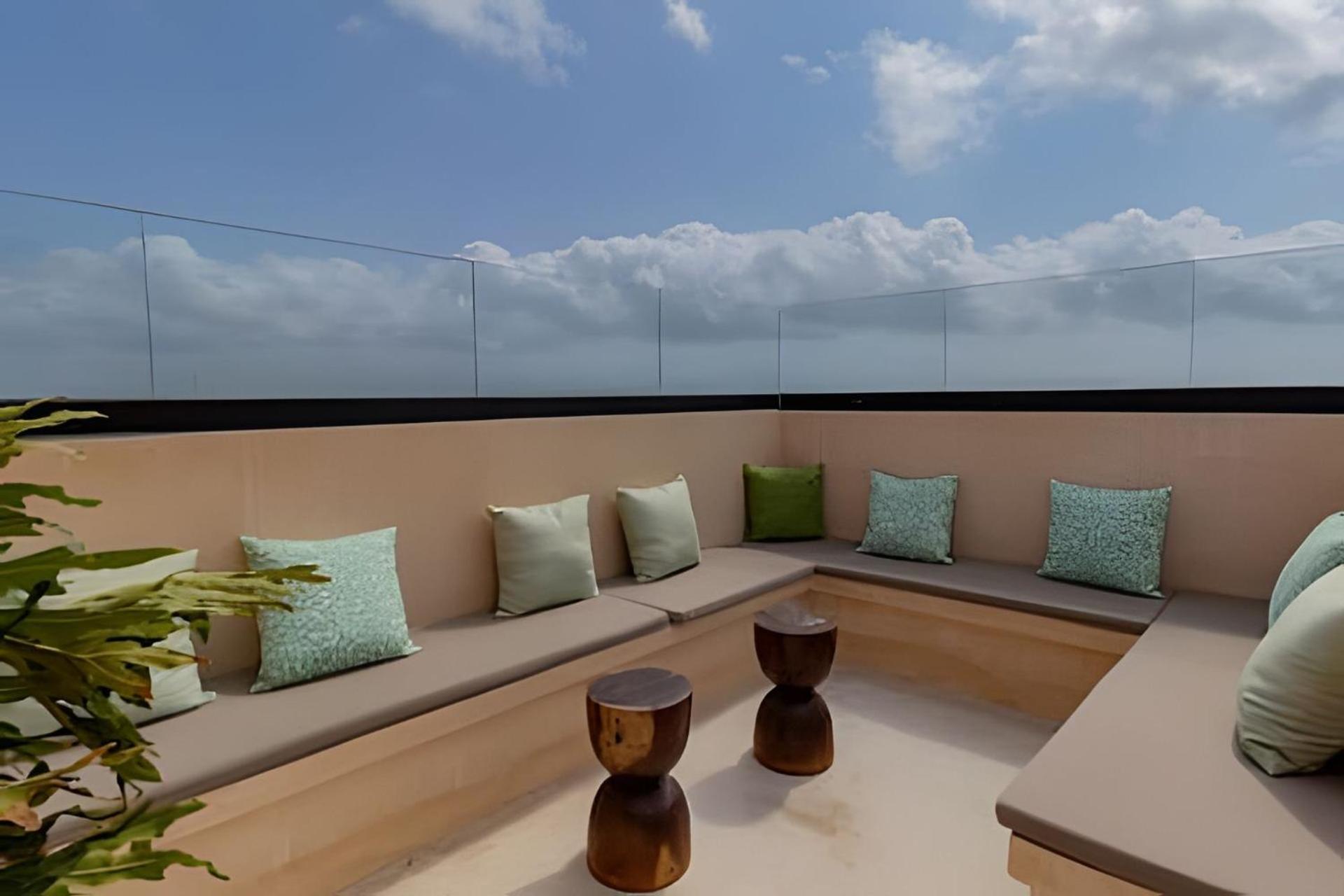 Apartment Full With Private Pool, Roof Garden, Bbq, Wifi, 2 Beds *